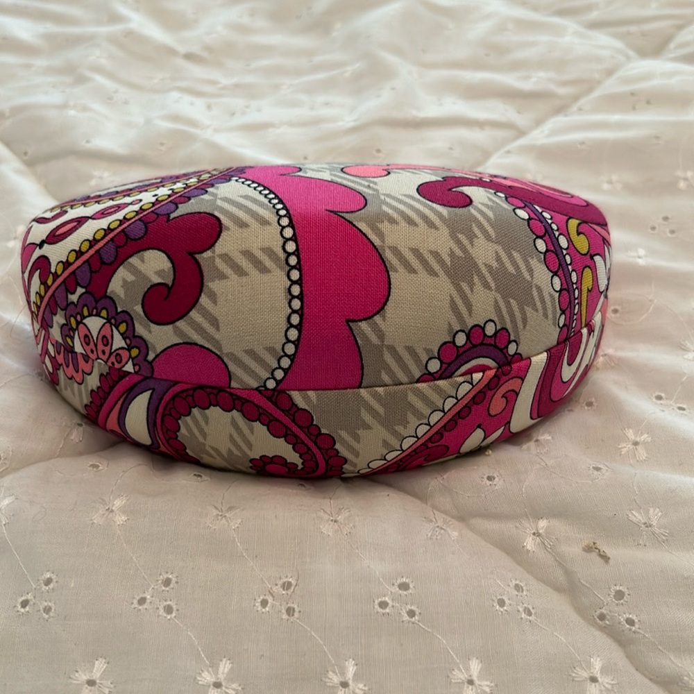 NWOT Vera Bradley hard sunglasses case